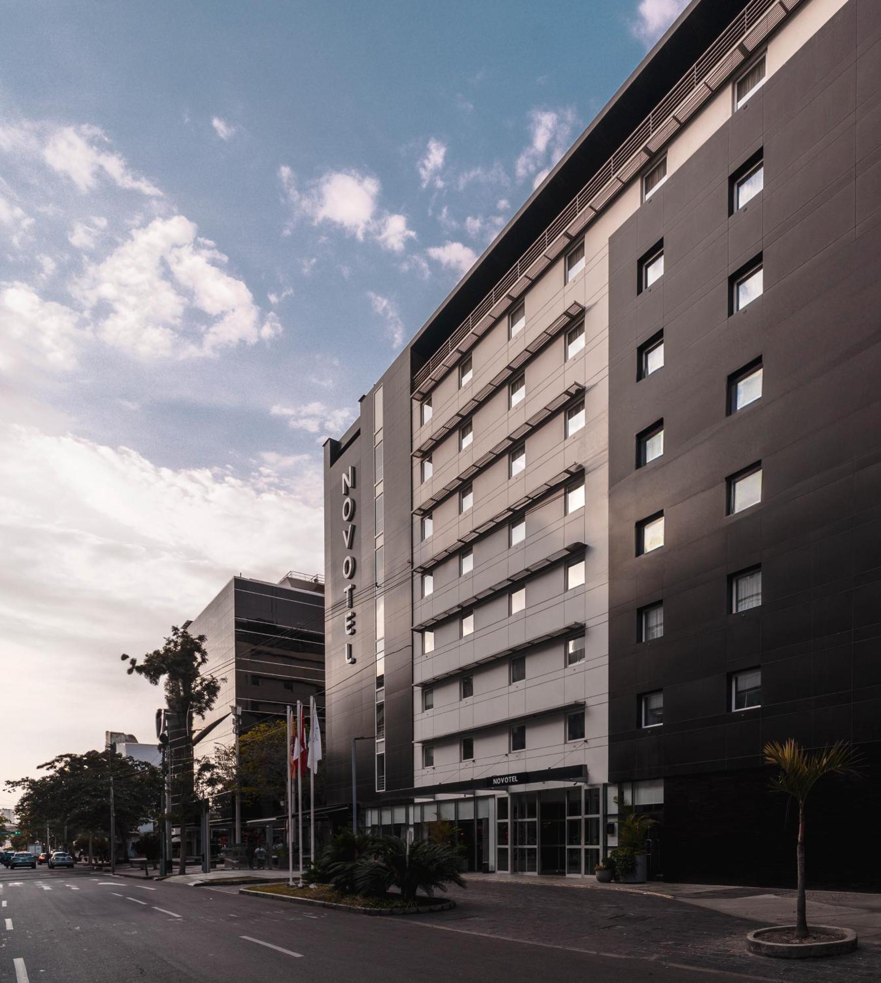 Novotel Lima San Isidro Exterior foto